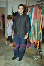 at Priyadarshini Rao and Uttam Ghosh fashion preview in Zoya on 30th Sep 2009 (39).JPG